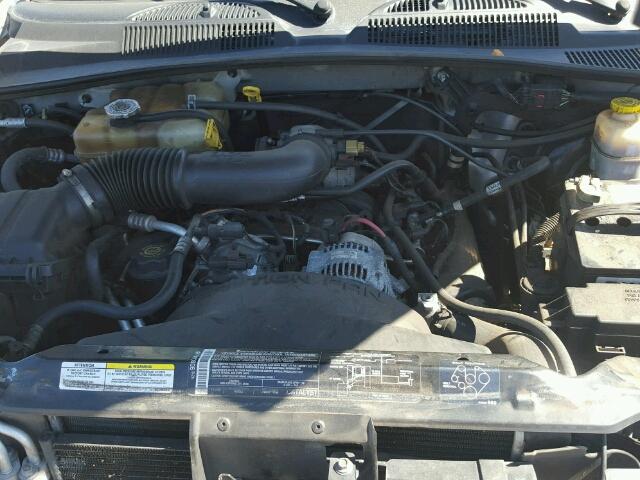 1J4GL58K44W152529 - 2004 JEEP LIBERTY LI SILVER photo 7