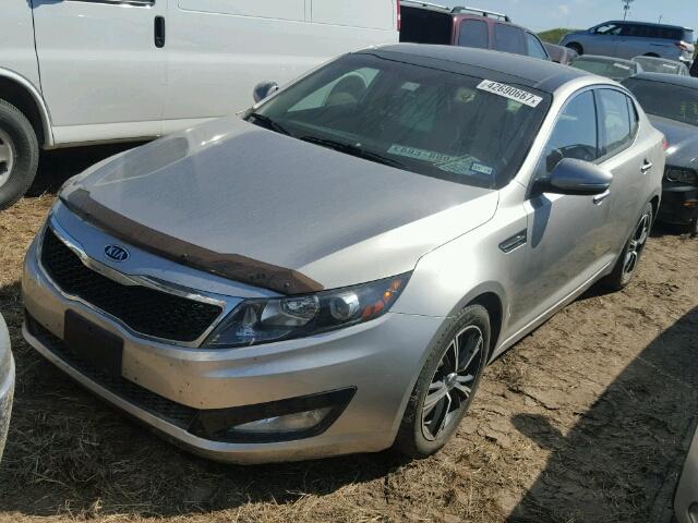 KNAGN4A70B5177024 - 2011 KIA OPTIMA SILVER photo 2