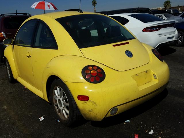 3VWCK31C75M402309 - 2005 VOLKSWAGEN NEW BEETLE YELLOW photo 3