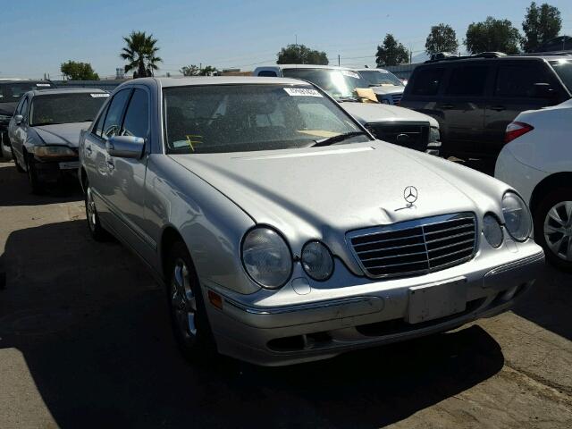 WDBJF65J72B403101 - 2002 MERCEDES-BENZ E 320 SILVER photo 1