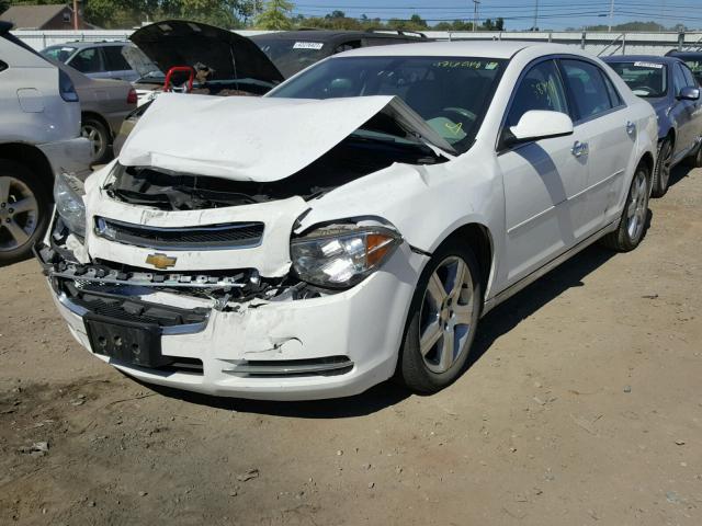 1G1ZC5E0XCF267712 - 2012 CHEVROLET MALIBU 1LT WHITE photo 2