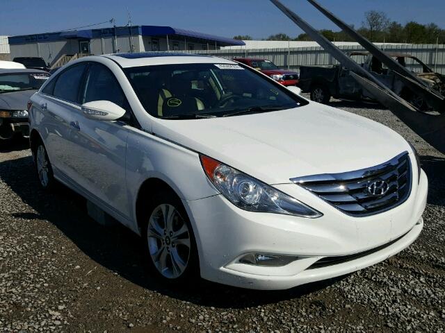 5NPEC4AC5BH104521 - 2011 HYUNDAI SONATA WHITE photo 1