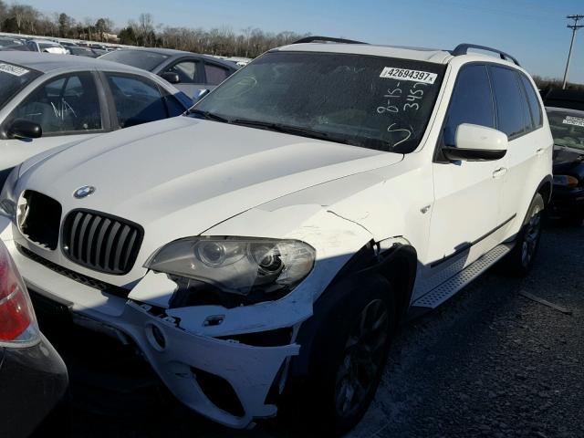 5UXZV4C54BL405043 - 2011 BMW X5 XDRIVE3 Սպիտակ լուսանկար 2