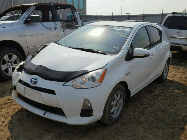 JTDKDTB38D1535146 - 2013 TOYOTA PRIUS C WHITE photo 2