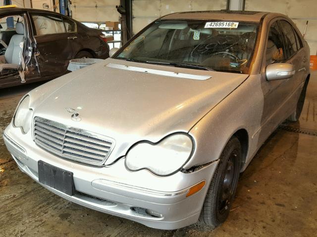 WDBRF81J15F565341 - 2005 MERCEDES-BENZ C 240 4MAT GRAY photo 2