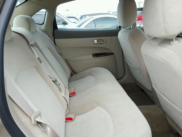 2G4WC532651265573 - 2005 BUICK LACROSSE BEIGE photo 6