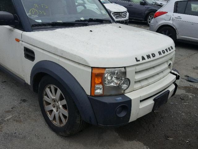 SALAE25415A346307 - 2005 LAND ROVER LR3 SE WHITE photo 9