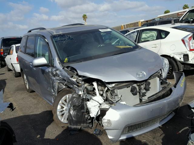 5TDYK3DCXFS590488 - 2015 TOYOTA SIENNA XLE SILVER photo 1