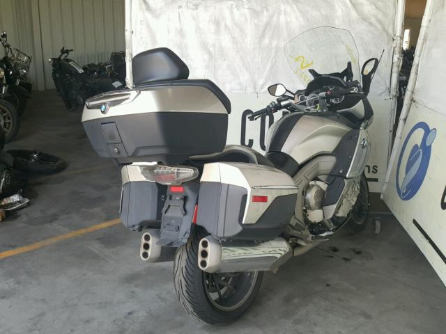 WB1061201CZZ22100 - 2012 BMW K1600 GTL SILVER photo 4