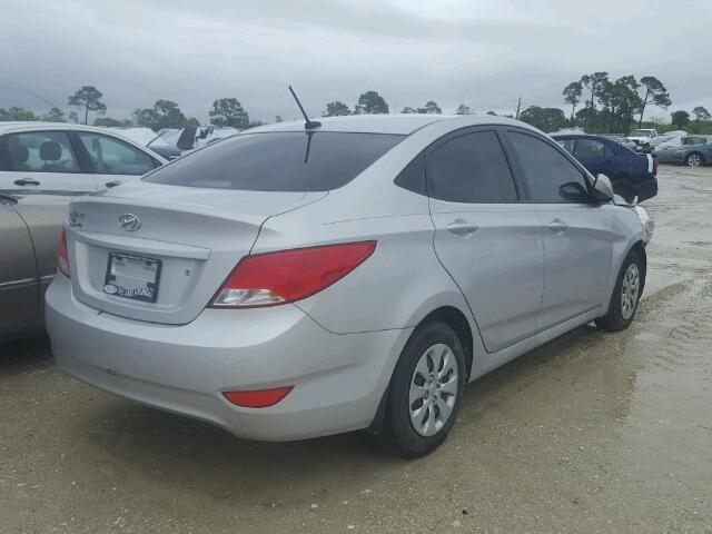 KMHCT4AE1GU026224 - 2016 HYUNDAI ACCENT SE SILVER photo 4