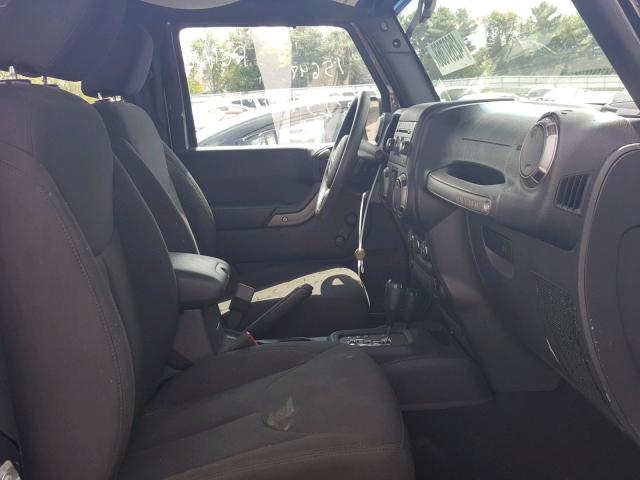 1C4AJWAG0GL282116 - 2016 JEEP WRANGLER S GRAY photo 5