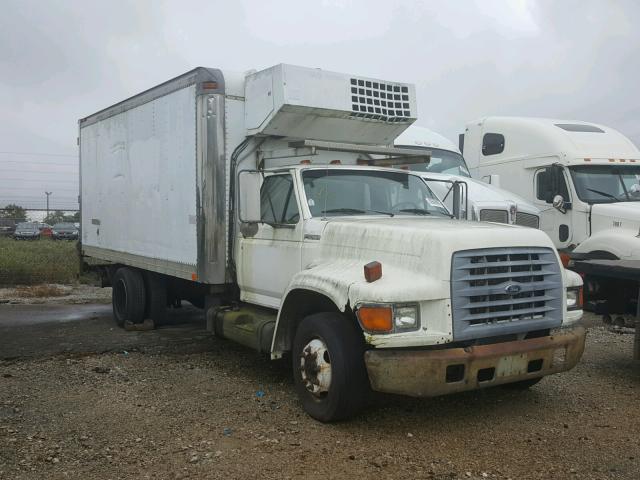 1FDNF82C5WVA23730 - 1998 FORD F800 LPO WHITE photo 1