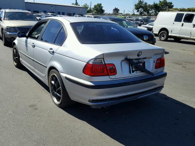 WBAAV33481EE75924 - 2001 BMW 325 I SILVER photo 3