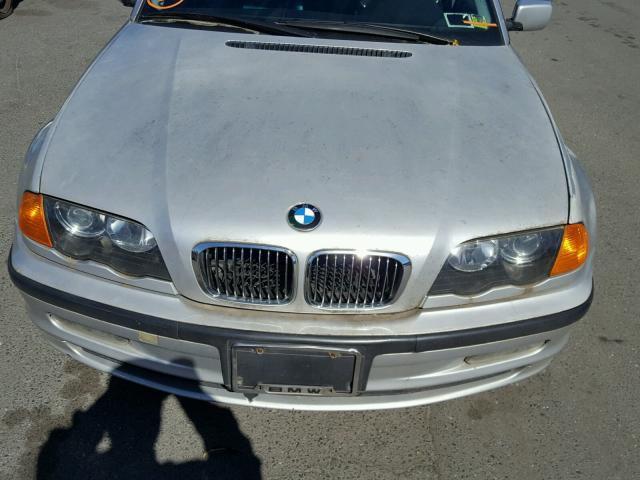 WBAAV33481EE75924 - 2001 BMW 325 I SILVER photo 7