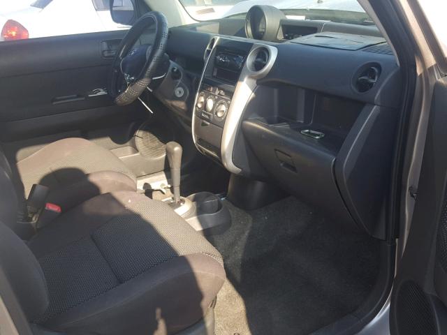 JTLKT324254007327 - 2005 TOYOTA SCION XB Күміс фото 5