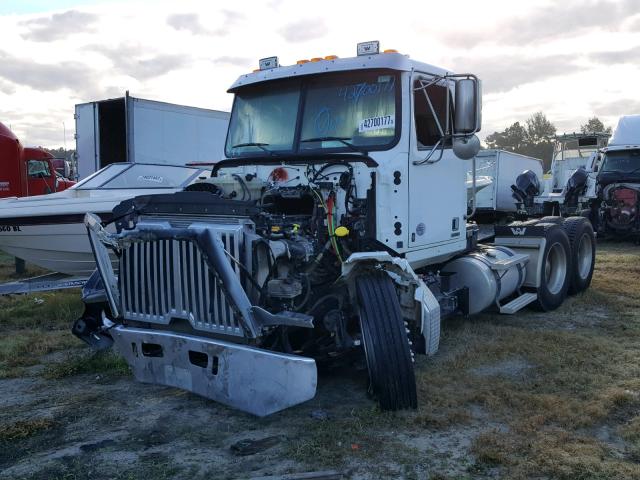 5KJJAVDV9GLHP4752 - 2016 WESTERN STAR/AUTO CAR CONVENTION WHITE photo 2