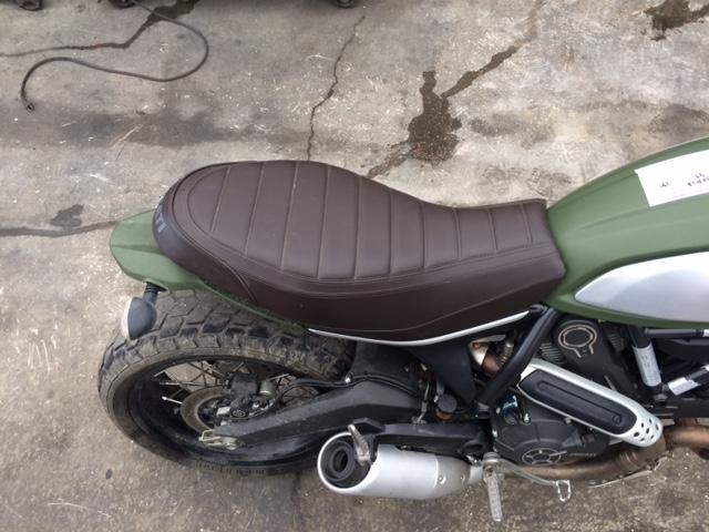 ML015ANM8GT007990 - 2016 DUCATI SCRAMBLER GREEN photo 3