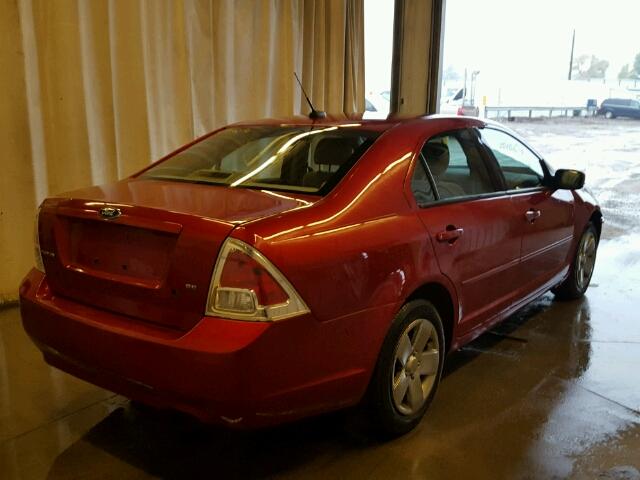 3FAHP07Z58R172674 - 2008 FORD FUSION RED photo 4