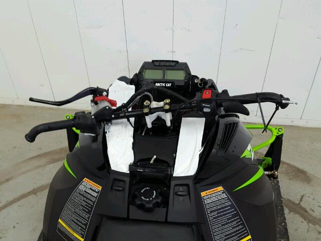 4UF18SNW2JT106724 - 2018 ARCT ZR 6K SPES მწვანე ფოტო 8