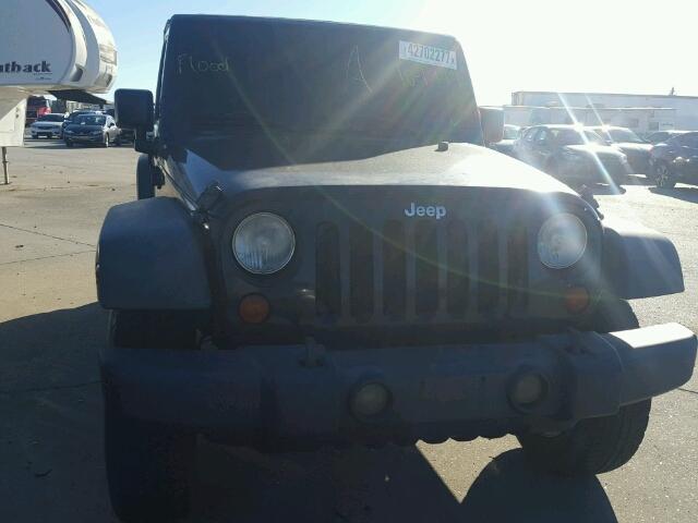 1J4GB39147L220315 - 2007 JEEP WRANGLER X BLACK photo 9