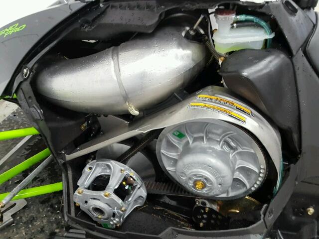4UF18SNW6JT106323 - 2018 ARCT ZR 6K SP GREEN photo 6
