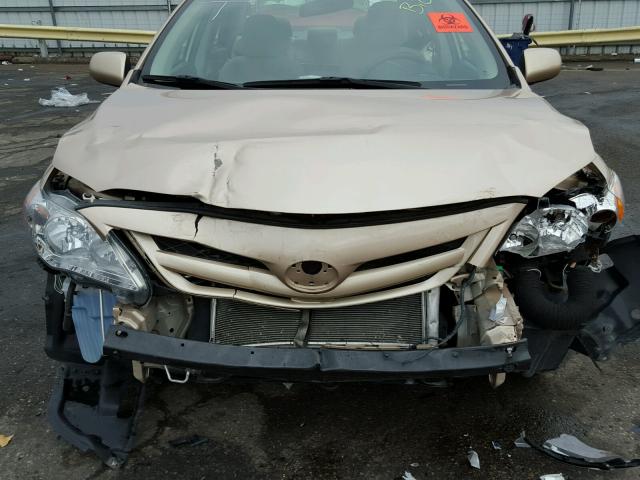 2T1BU4EE5CC816768 - 2012 TOYOTA COROLLA TAN photo 9