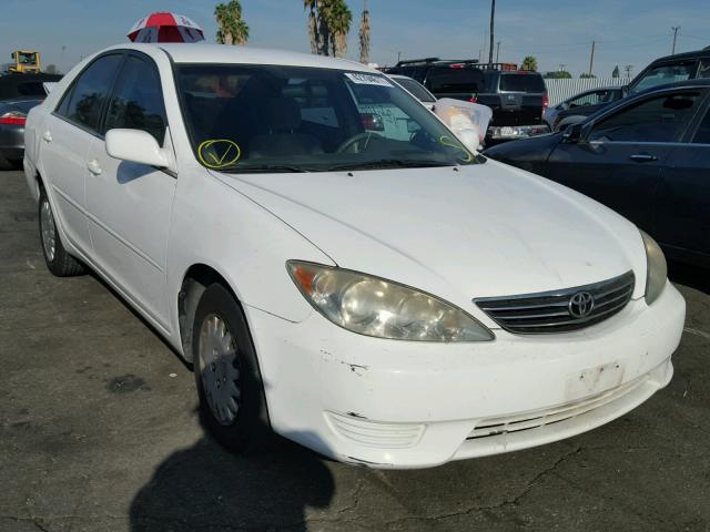 4T1BE32K75U556974 - 2005 TOYOTA CAMRY LE 白色 照片 1