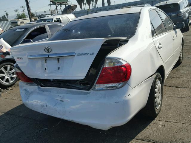 4T1BE32K75U556974 - 2005 TOYOTA CAMRY LE WHITE photo 4