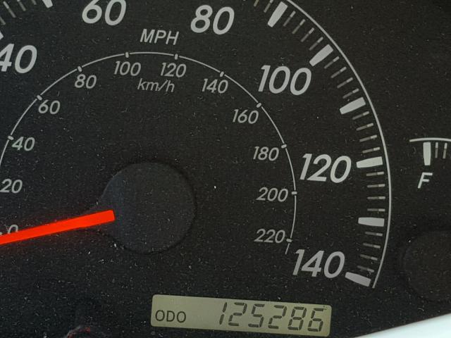 4T1BE32K75U556974 - 2005 TOYOTA CAMRY LE 白色 照片 8