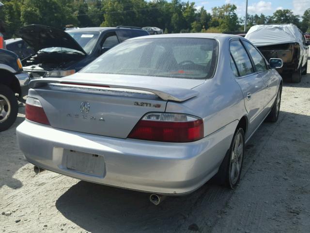 19UUA56863A002957 - 2003 ACURA 3.2TL TYPE SILVER photo 4