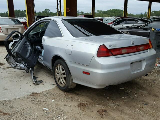 1HGCG22552A003956 - 2002 HONDA ACCORD EX SILVER photo 3