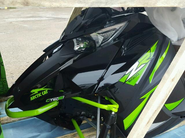4UF18SNW4JT106241 - 2018 ARCT ZR 6000 ES მწვანე ფოტო 10