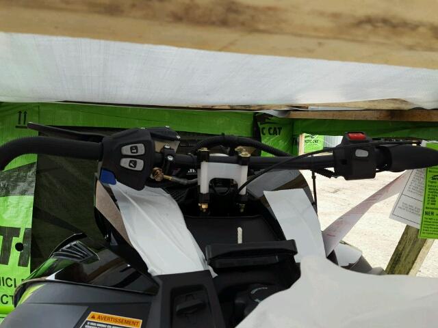 4UF18SNW4JT106241 - 2018 ARCT ZR 6000 ES მწვანე ფოტო 8