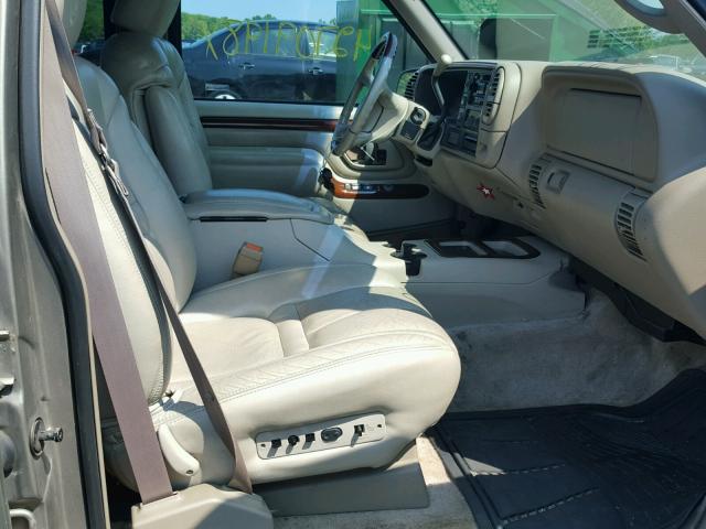 1GYEK13R6XR417137 - 1999 CADILLAC ESCALADE GOLD photo 5