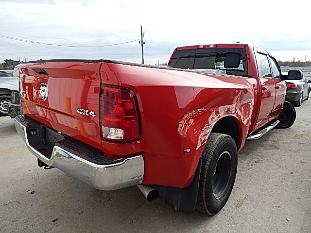 3D73Y4CL1BG545230 - 2011 DODGE RAM 3500 RED photo 4