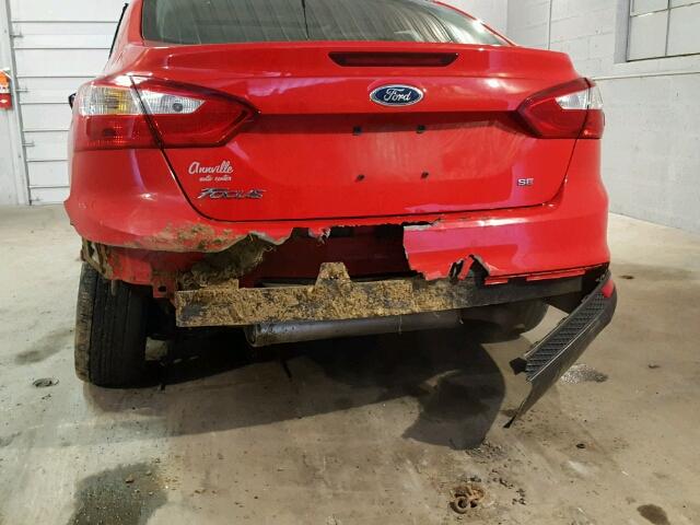 1FAHP3F29CL122101 - 2012 FORD FOCUS SE RED photo 10