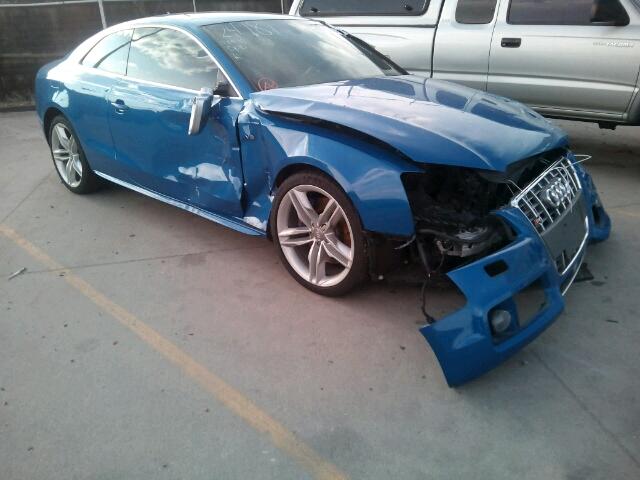 WAU3VAFR3BA078051 - 2011 AUDI S5 PRESTIG BLUE photo 1