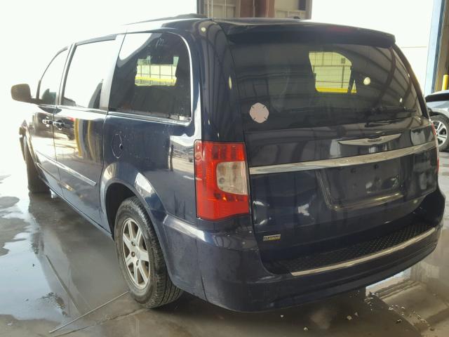 2C4RC1BG2DR656775 - 2013 CHRYSLER TOWN & COU 蓝色 照片 3