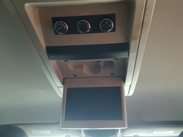 2C4RC1BG2DR656775 - 2013 CHRYSLER TOWN & COU 蓝色 照片 9