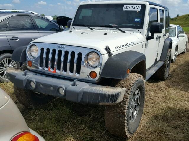 1J4BA6H10AL132854 - 2010 JEEP WRANGLER U WHITE photo 2