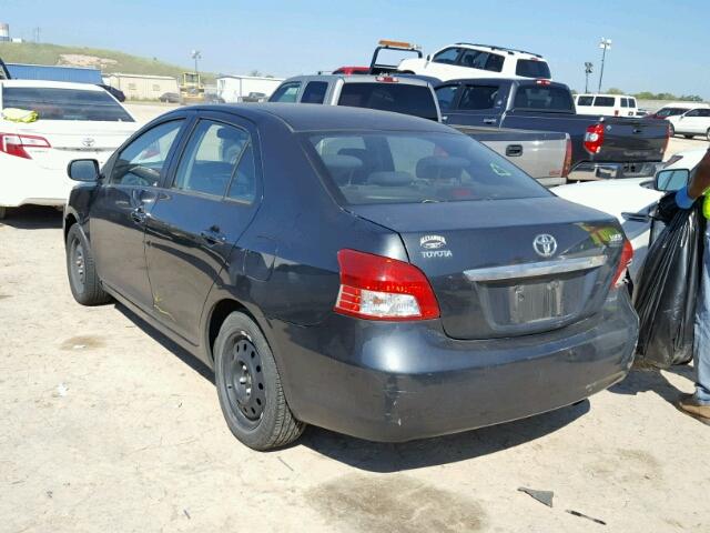 JTDBT903391323433 - 2009 TOYOTA YARIS GRAY photo 3