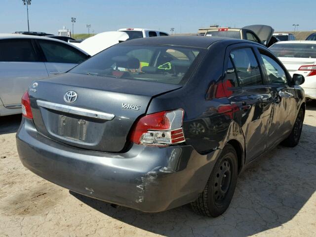 JTDBT903391323433 - 2009 TOYOTA YARIS GRAY photo 4