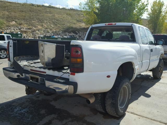 1GCJK39G74E380138 - 2004 CHEVROLET SILVERADO WHITE photo 4