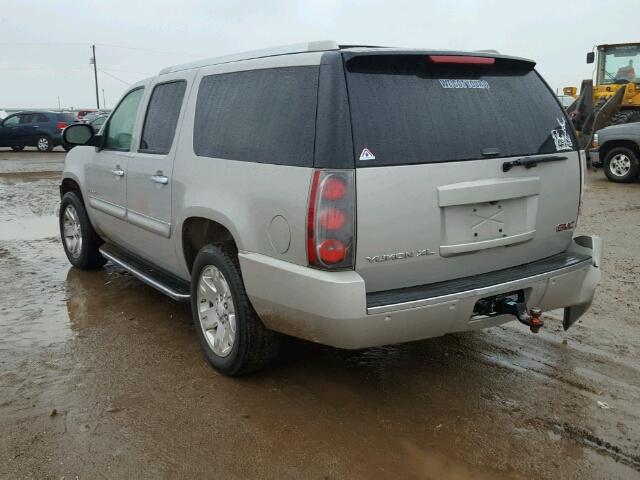 1GKFK66867J228811 - 2007 GMC YUKON XL D SILVER photo 3