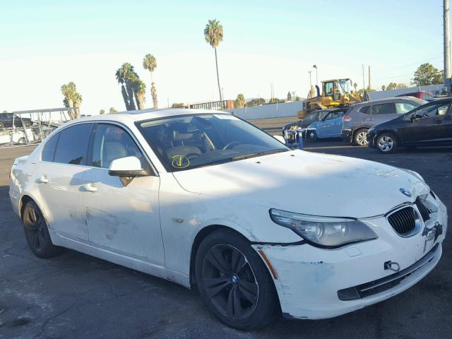 WBANU5C57AC363844 - 2010 BMW 528 I WHITE photo 1