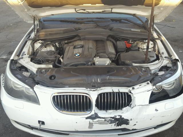 WBANU5C57AC363844 - 2010 BMW 528 I WHITE photo 7