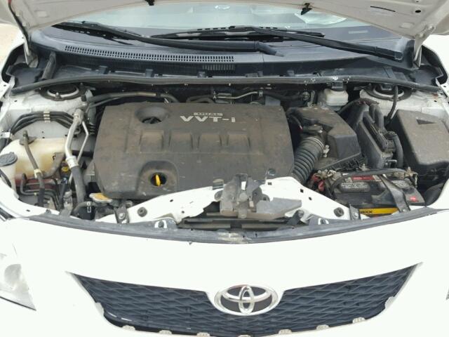 1NXBU4EE1AZ379606 - 2010 TOYOTA COROLLA BA WHITE photo 7