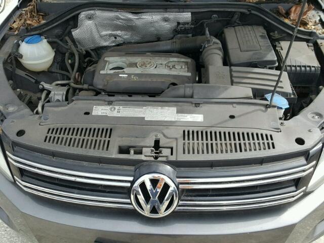 WVGAV7AX3CW005491 - 2012 VOLKSWAGEN TIGUAN S GRAY photo 7
