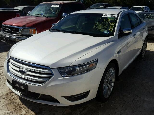 1FAHP2F87FG101145 - 2015 FORD TAURUS LIM WHITE photo 2