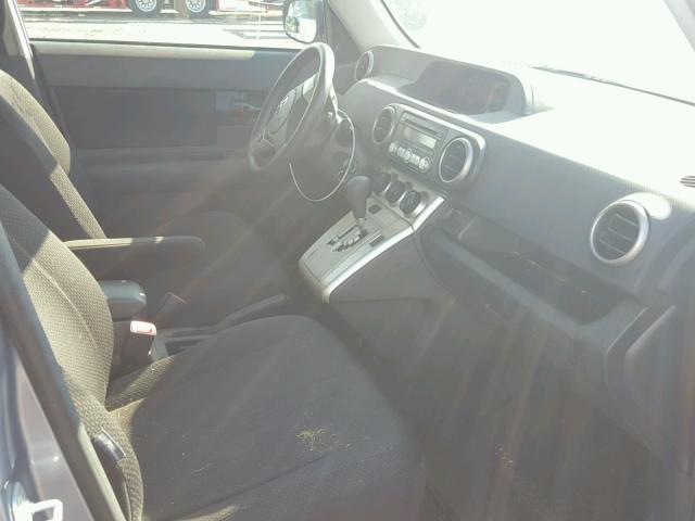 JTLKE50E991066464 - 2009 TOYOTA SCION XB Grau Foto 5